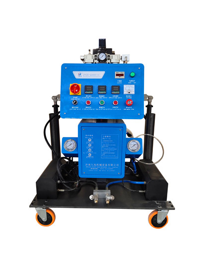Q2600(K)聚氨酯發(fā)泡機(jī)